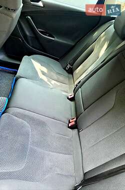 Универсал Volkswagen Passat 2008 в 