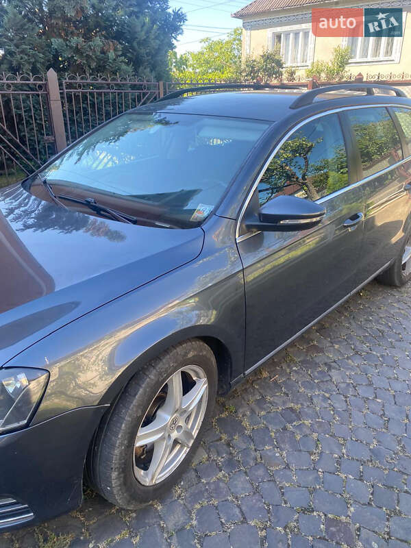 Универсал Volkswagen Passat 2011 в Мукачево фото 2 Универсал Volkswagen Passat 2011 в Мукачево