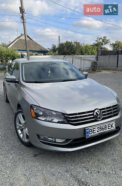 Седан Volkswagen Passat 2013 в Николаеве