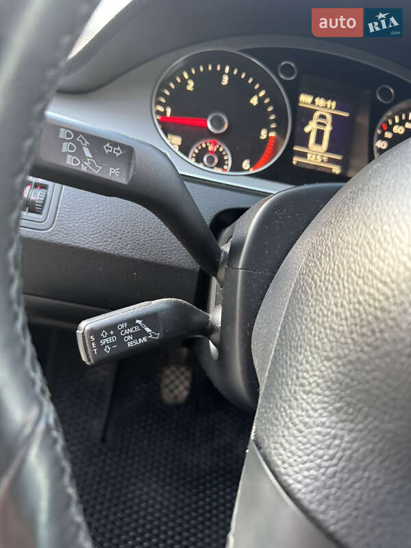 Универсал Volkswagen Passat 2009 в Самборе