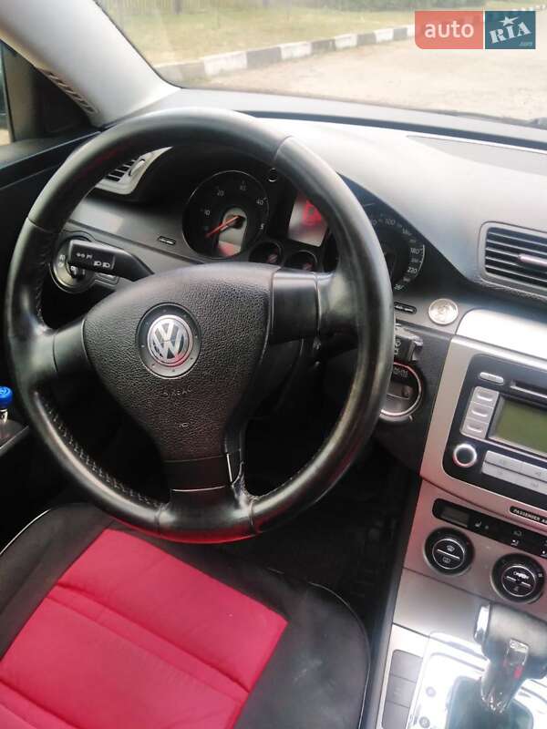 Универсал Volkswagen Passat 2006 в Калуше