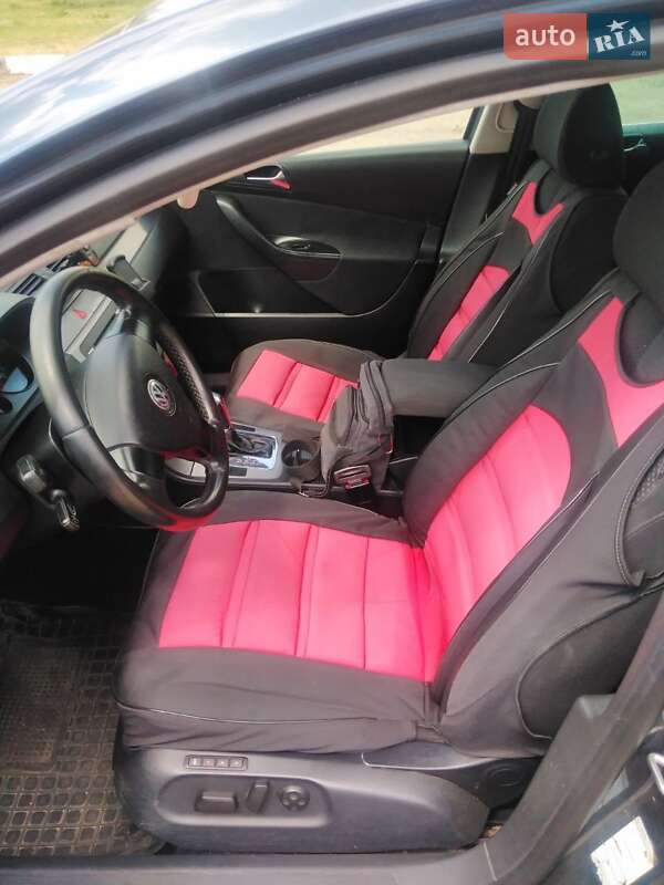 Универсал Volkswagen Passat 2006 в Калуше
