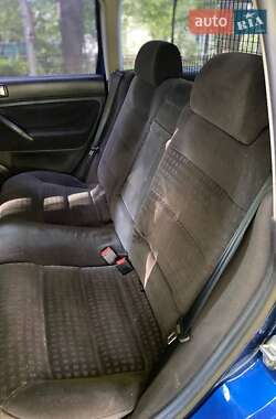 Універсал Volkswagen Passat 2001 в 