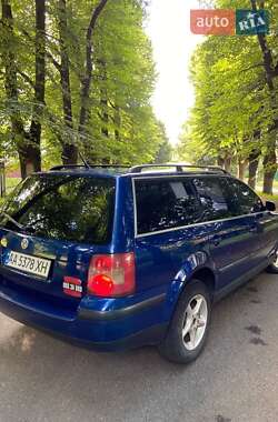 Універсал Volkswagen Passat 2001 в 