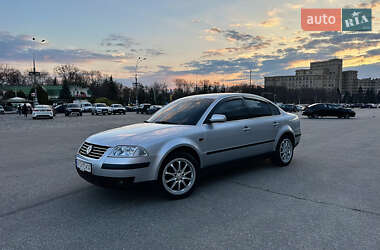 Седан Volkswagen Passat 2001 в Харкові