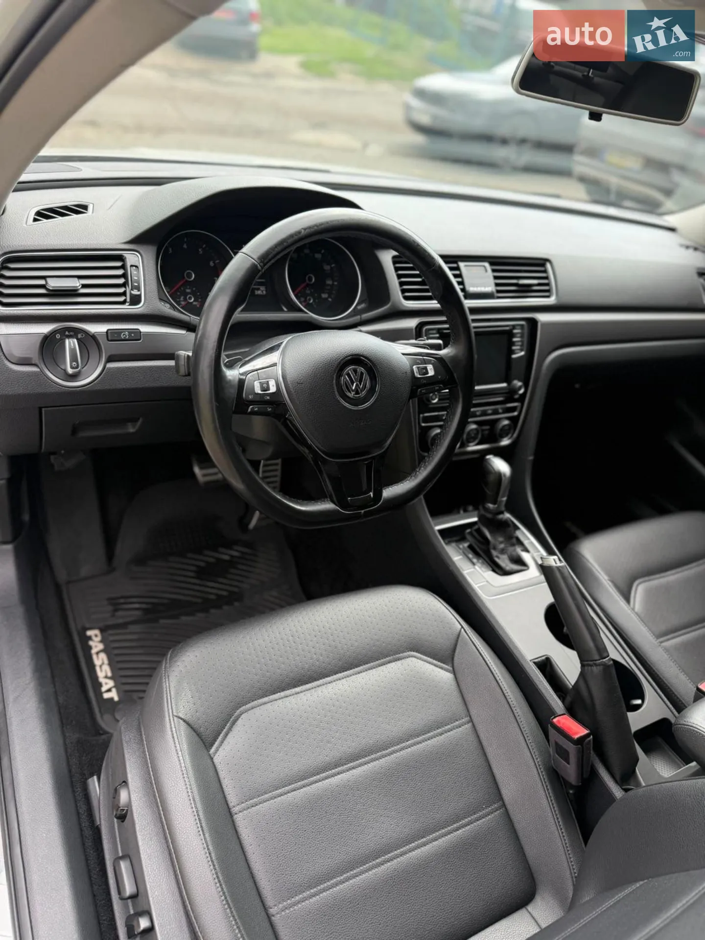 2017 Volkswagen Passat - мініатюра 20