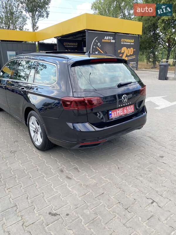 Універсал Volkswagen Passat 2021 в Дніпрі