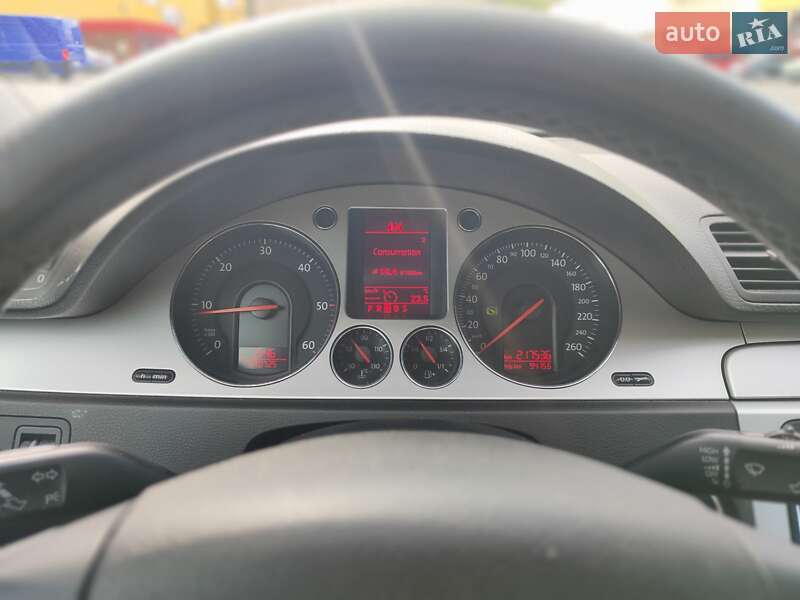 Универсал Volkswagen Passat 2008 в Житомире