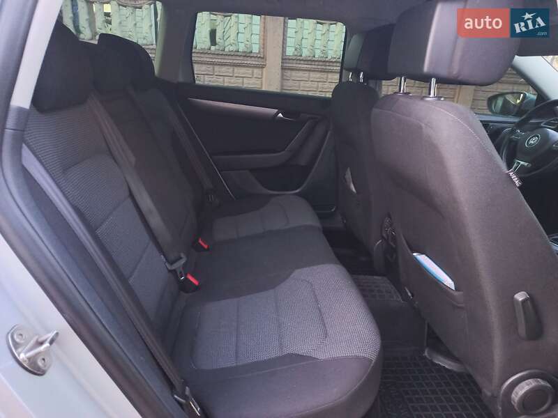 Универсал Volkswagen Passat 2012 в Кременчуге