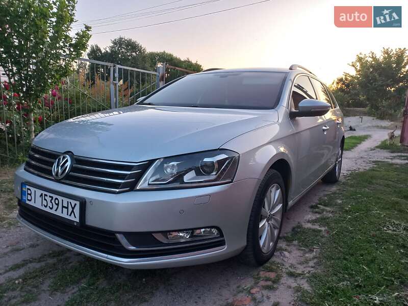 Универсал Volkswagen Passat 2012 в Кременчуге