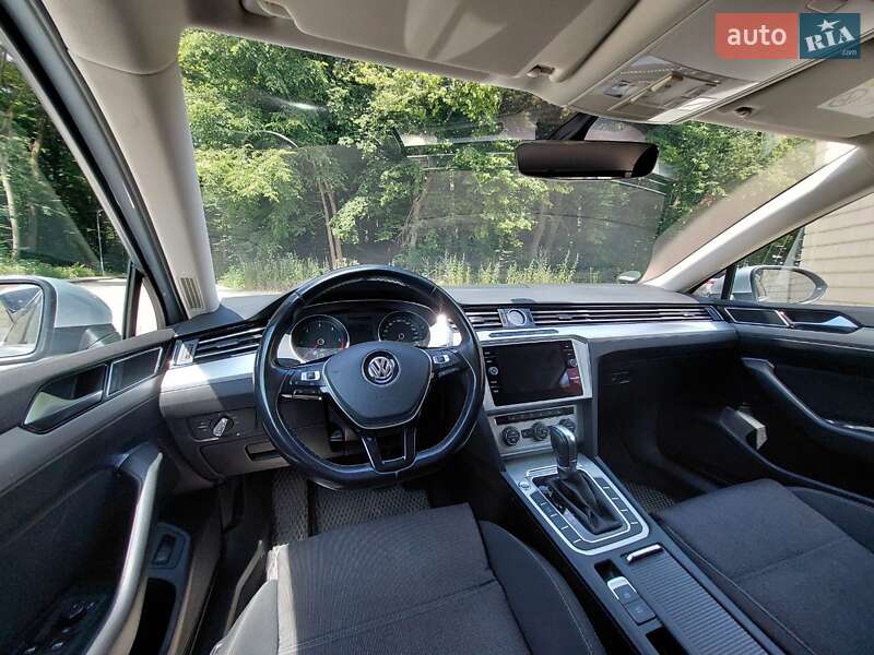 Универсал Volkswagen Passat 2017 в Тернополе фото 19 Универсал Volkswagen Passat 2017 в Тернополе