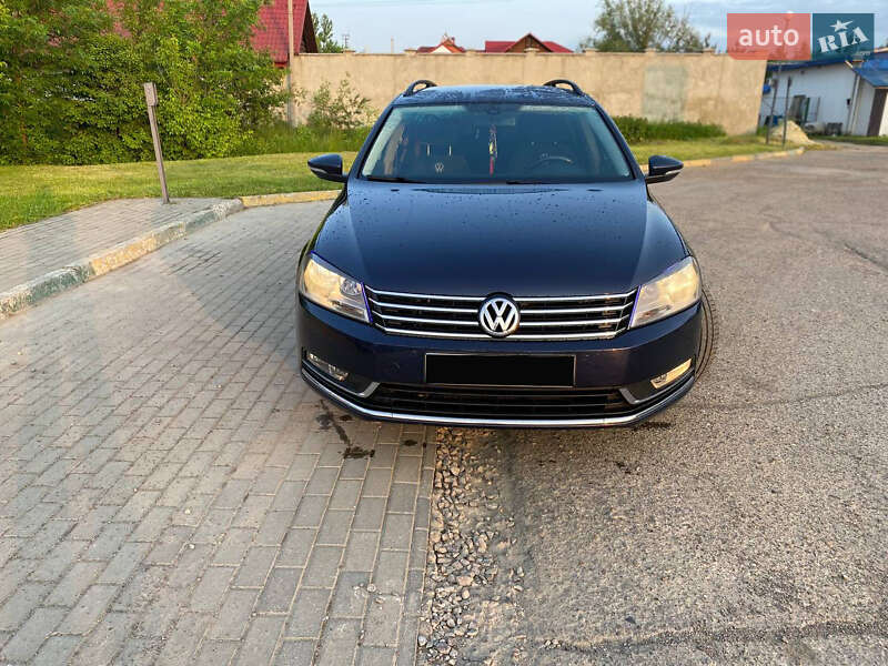 Volkswagen Passat 2011