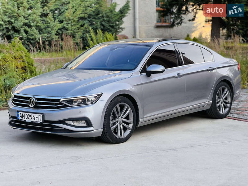 Універсал Volkswagen Passat 2019 в Коростені