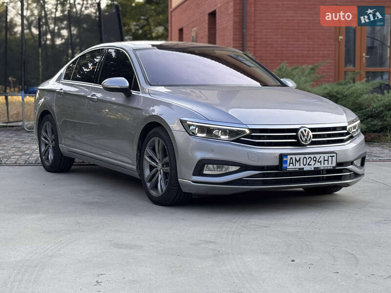 Універсал Volkswagen Passat 2019 в Коростені