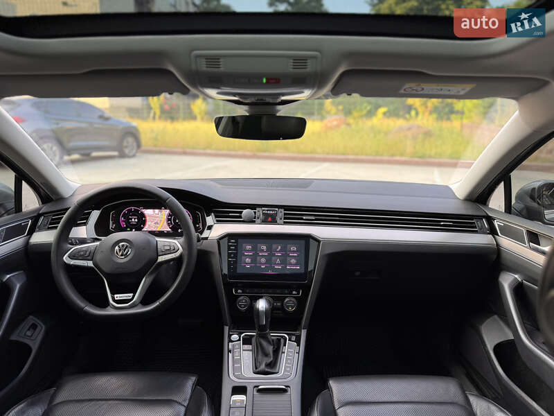 Універсал Volkswagen Passat 2019 в Коростені