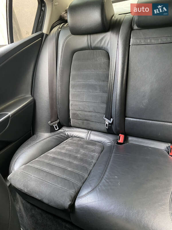 Седан Volkswagen Passat 2008 в Виноградові