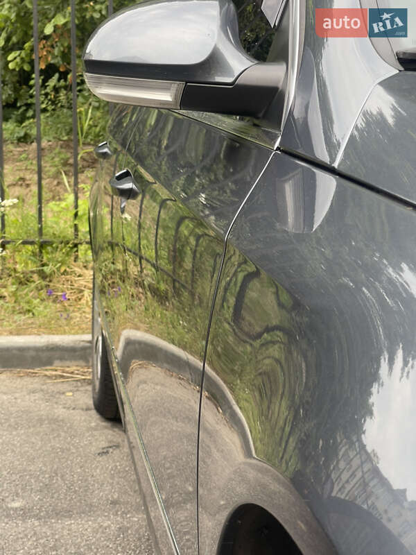 Седан Volkswagen Passat 2010 в Крюковщине