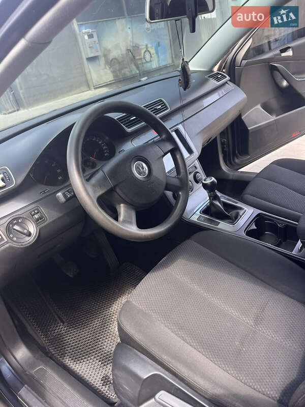 Седан Volkswagen Passat 2007 в Красилове