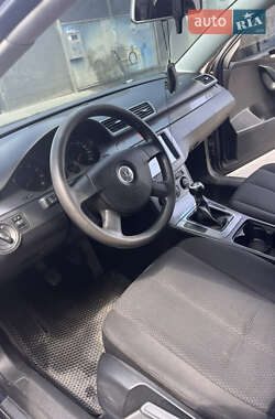 Седан Volkswagen Passat 2007 в 