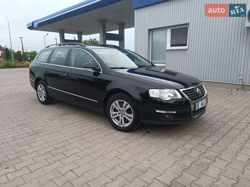 Универсал Volkswagen Passat 2010 в Луцке