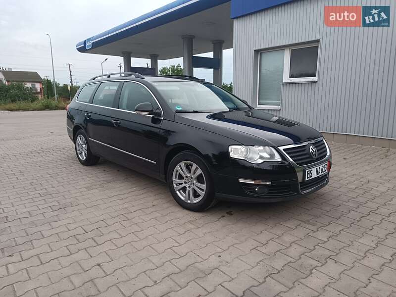 Универсал Volkswagen Passat 2010 в Луцке
