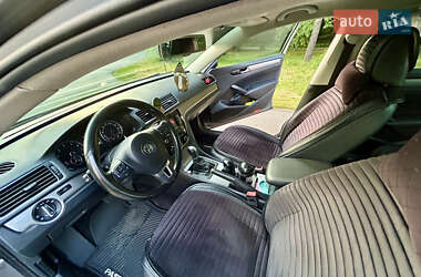 Седан Volkswagen Passat 2014 в 