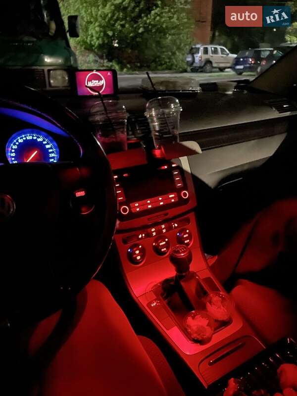 Універсал Volkswagen Passat 2006 в Івано-Франківську фото 4 Універсал Volkswagen Passat 2006 в Івано-Франківську