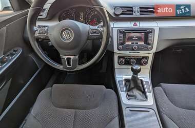 Универсал Volkswagen Passat 2010 в 