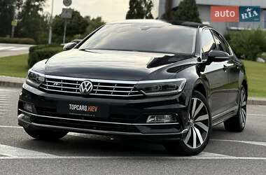 Седан Volkswagen Passat 2018 в Києві