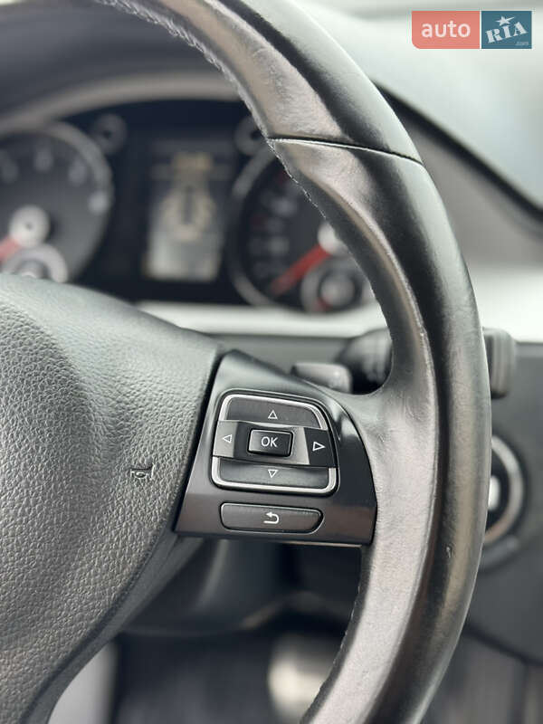 Универсал Volkswagen Passat 2009 в Луцке
