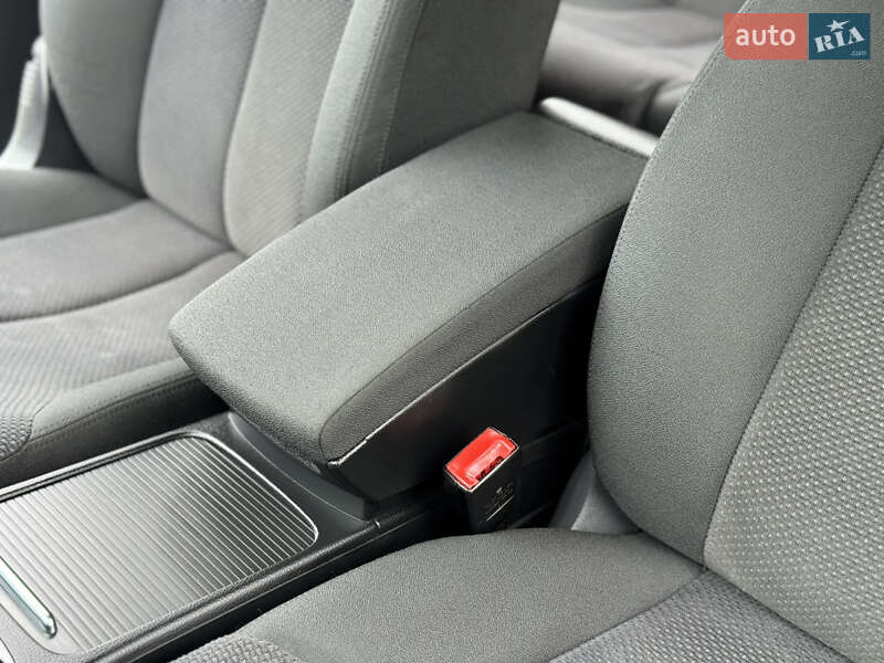 Универсал Volkswagen Passat 2009 в Луцке