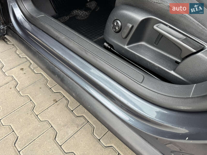 Универсал Volkswagen Passat 2009 в Луцке