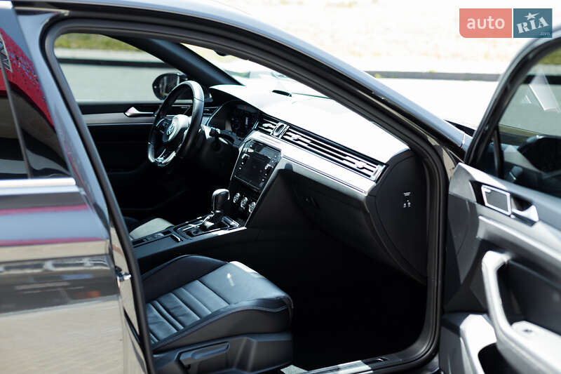Універсал Volkswagen Passat 2019 в Києві