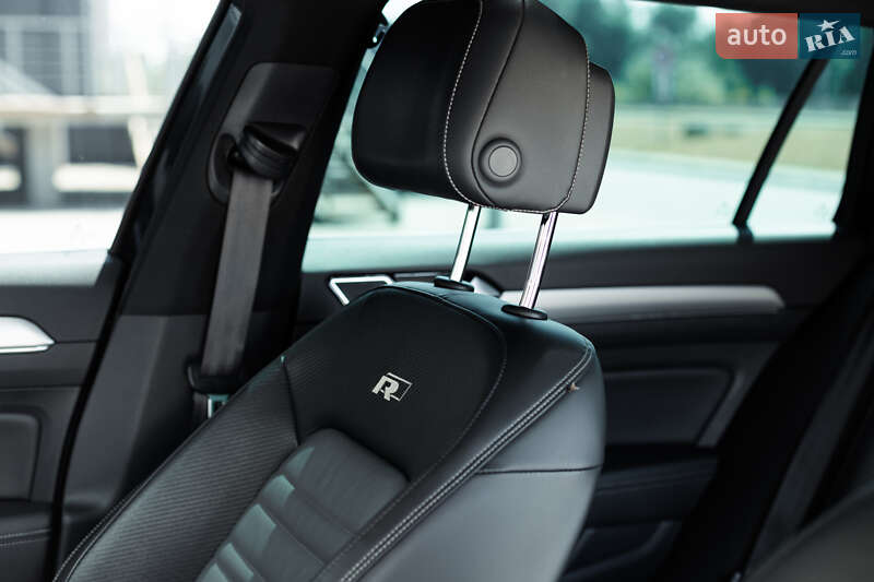 Універсал Volkswagen Passat 2019 в Києві