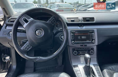 Універсал Volkswagen Passat 2011 в 