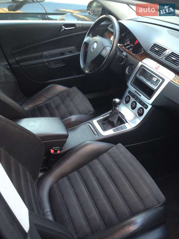 Седан Volkswagen Passat 2007 в Киеве