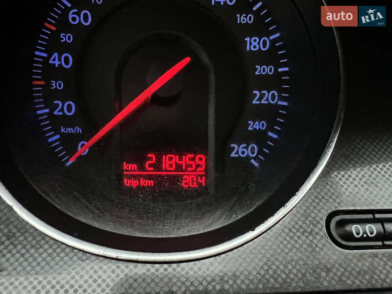 Седан Volkswagen Passat 2005 в Надворной фото 15 Седан Volkswagen Passat 2005 в Надворной