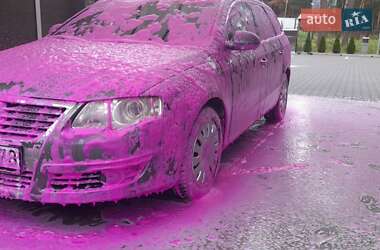 Универсал Volkswagen Passat 2006 в Маневичах