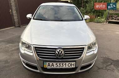 Седан Volkswagen Passat 2008 в 