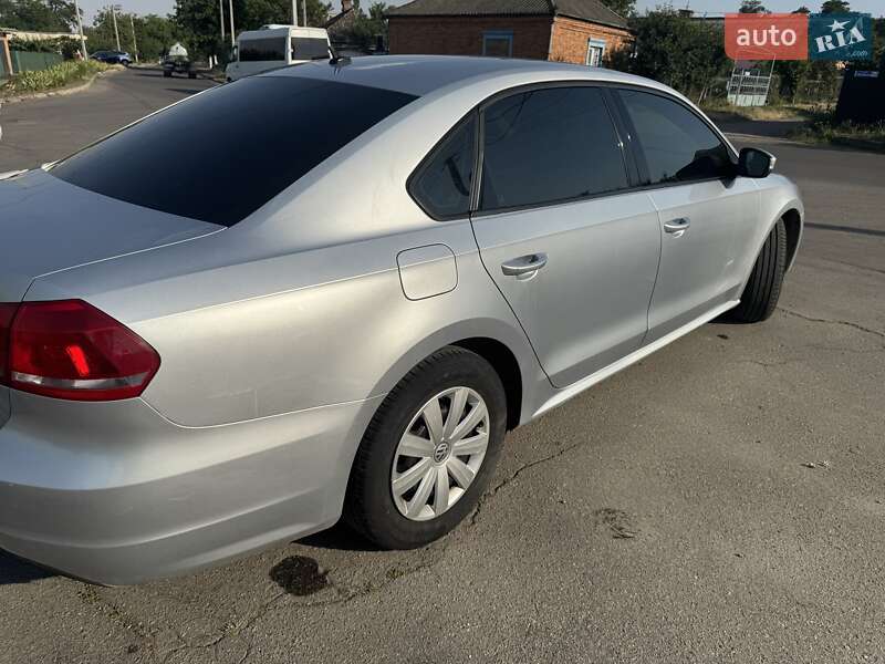 Седан Volkswagen Passat 2013 в Первомайске