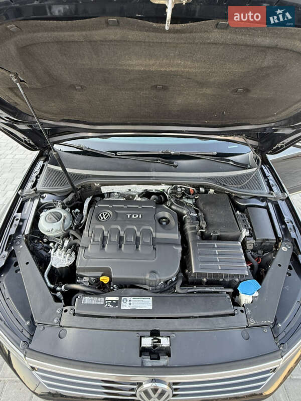 Универсал Volkswagen Passat 2015 в Днепре