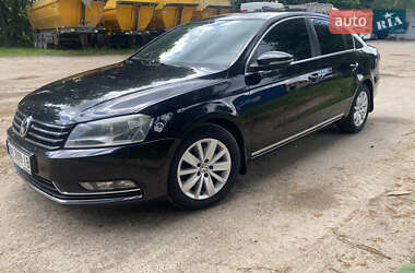 Седан Volkswagen Passat 2014 в Кролевце