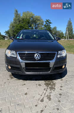 Универсал Volkswagen Passat 2008 в Костополе