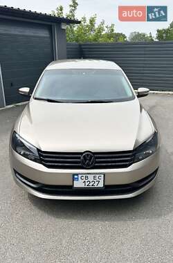 Седан Volkswagen Passat 2014 в 