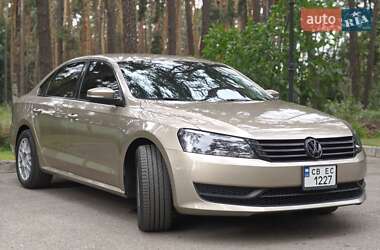 Седан Volkswagen Passat 2014 в Чернигове