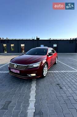 Седан Volkswagen Passat 2018 в Кривому Розі