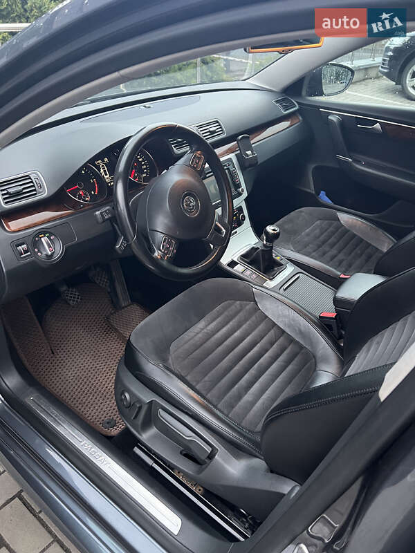 Универсал Volkswagen Passat 2011 в Луцке