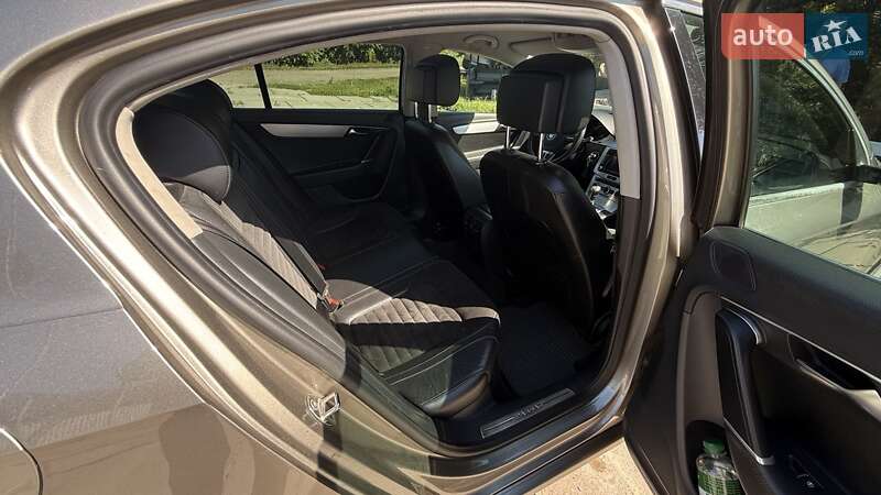 Седан Volkswagen Passat 2013 в Броварах
