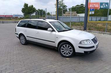 Универсал Volkswagen Passat 2001 в Первомайске