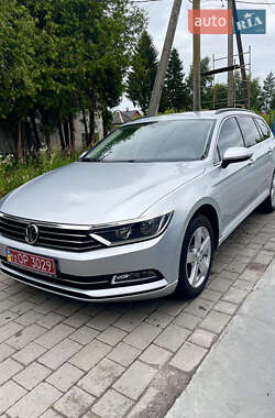 Універсал Volkswagen Passat 2015 в 